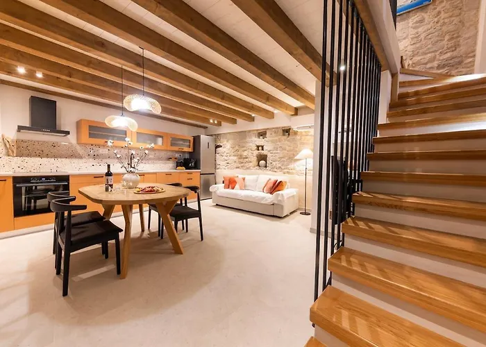 Casa Di Pietra Stone House * Kaštela