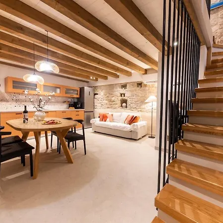 Casa Di Pietra Stone House * Kaštela