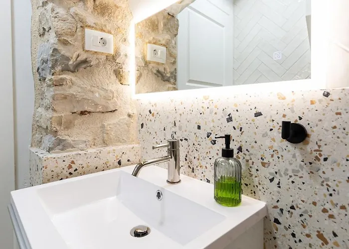 Apartman Casa Di Pietra Stone House Kaštela
